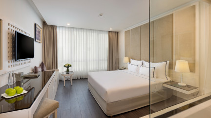 Premier Double Window – Sakura