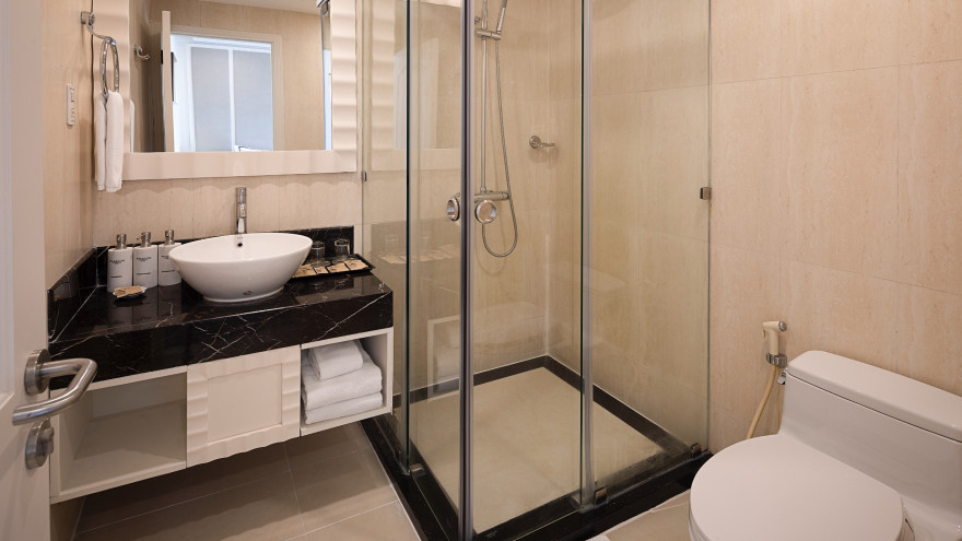 Senior Deluxe Double Window – Sakura-1